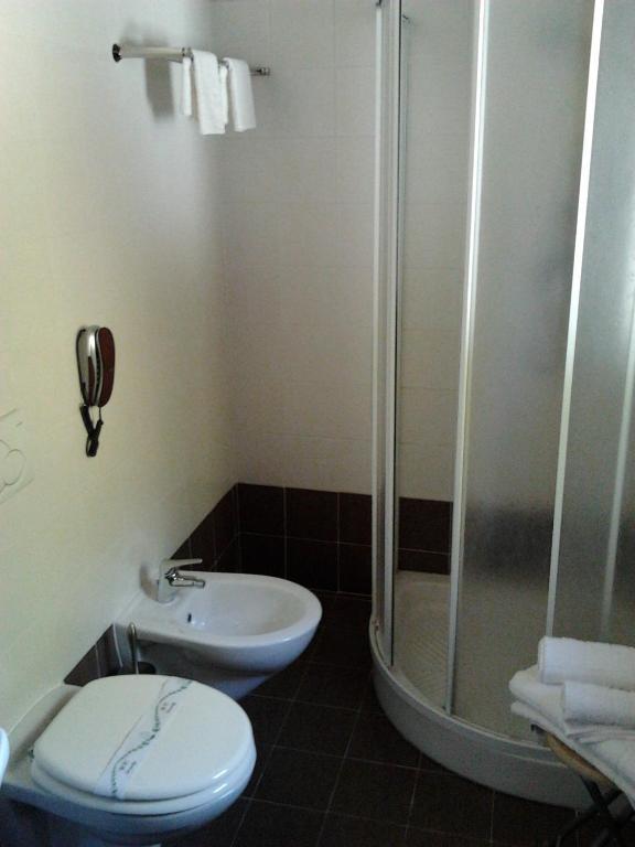 Agrihotel Papaya San Pietro Apostolo Phòng bức ảnh