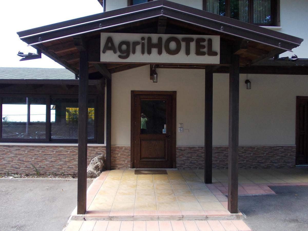 Agrihotel Papaya San Pietro Apostolo Ngoại thất bức ảnh